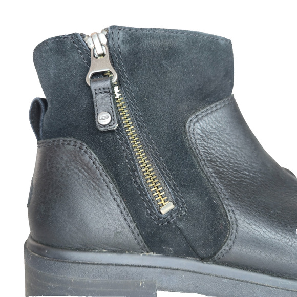UGG Harrison Side Zip Black Leather Boots Size 9.5 Slip On - Picture 3 of 6